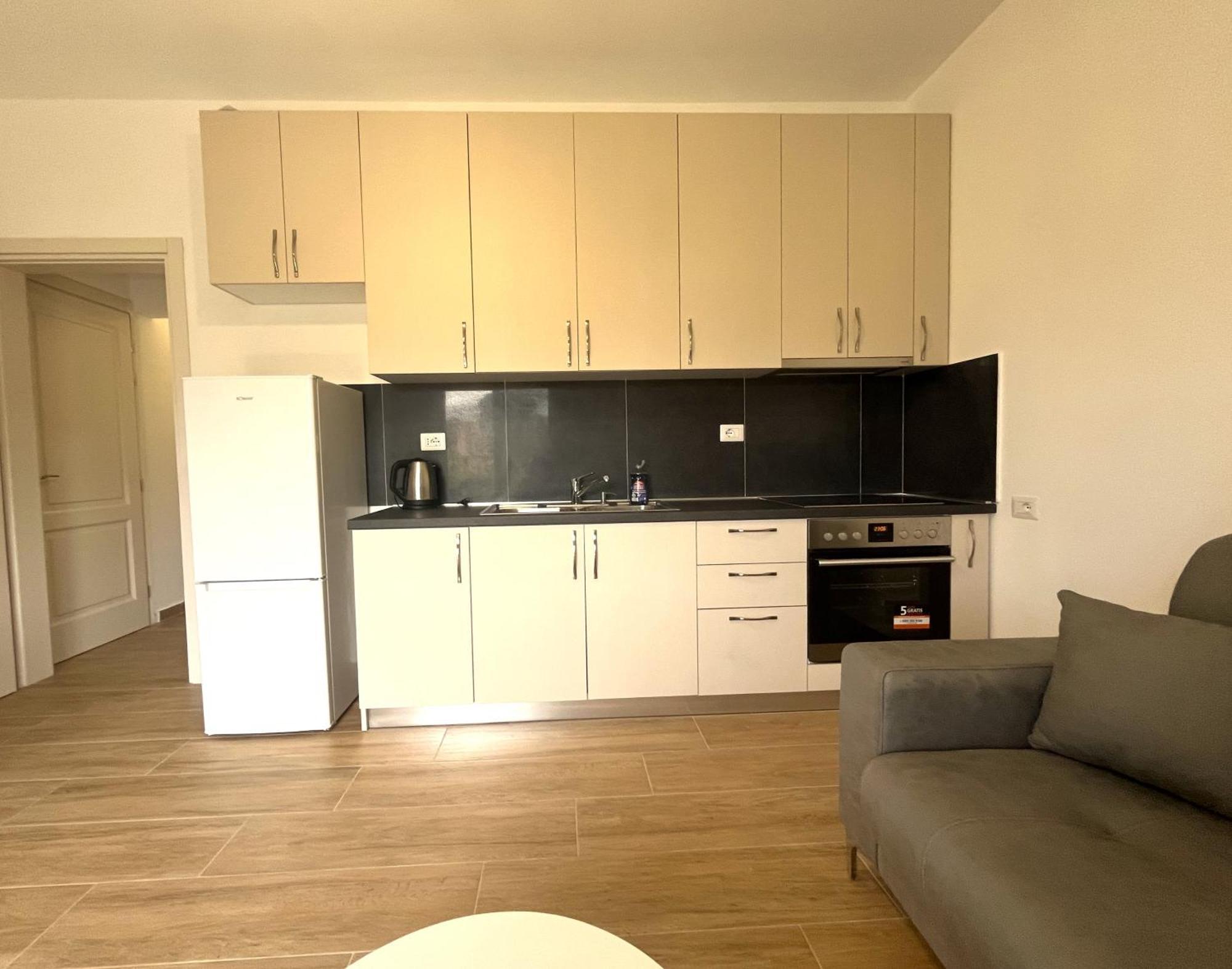 Vlorë Vila 4 Stinet מראה חיצוני תמונה
